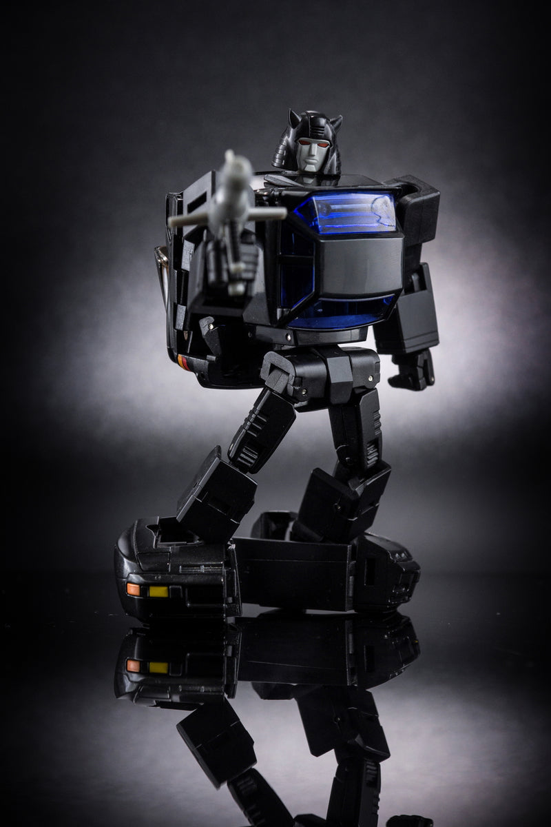 Load image into Gallery viewer, X-Transbots - MM-10C Toro Clone (Limited)
