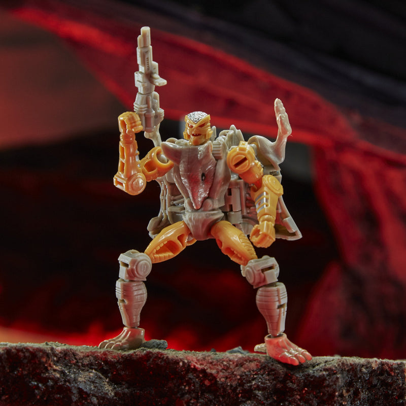 Load image into Gallery viewer, Transformers War for Cybertron: Kingdom - Core Class Rattrap
