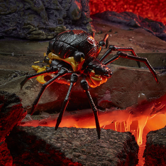 Transformers War for Cybertron: Kingdom - Deluxe Class Blackarachnia