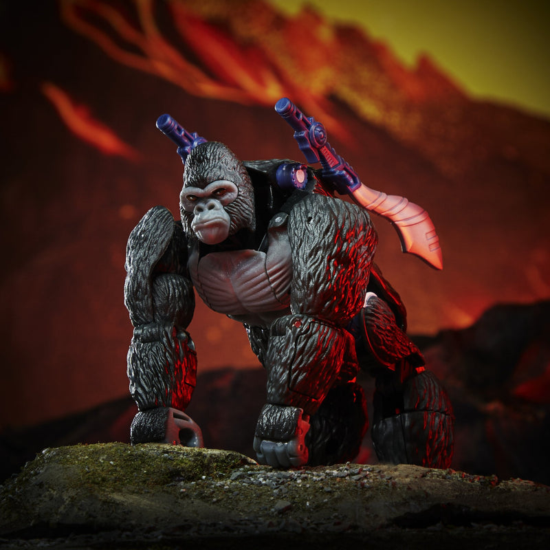 Load image into Gallery viewer, Transformers War for Cybertron: Kingdom - Voyager Class Optimus Primal
