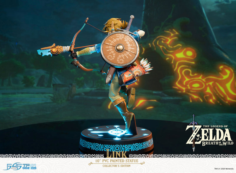 Load image into Gallery viewer, First 4 Figures - Legend of Zelda: Breath of the Wild - Collectors Edition Link Statue
