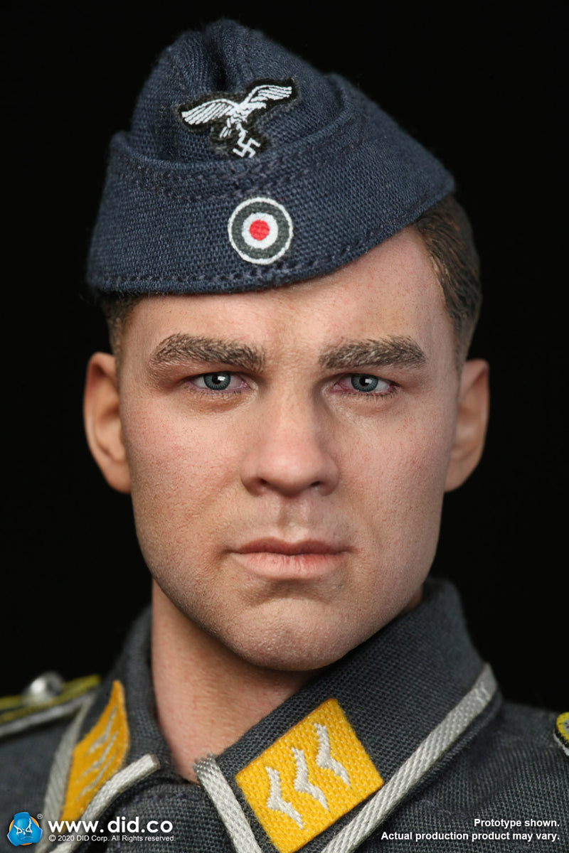 Load image into Gallery viewer, DID - WWII German Fallschirmj‚àö¬ßger - Schmeling
