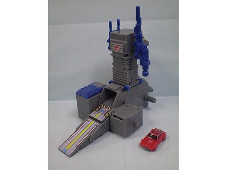 Load image into Gallery viewer, Kabaya - Transformers DX Fortress Maximus Series - Set of 3 Metallic Version
