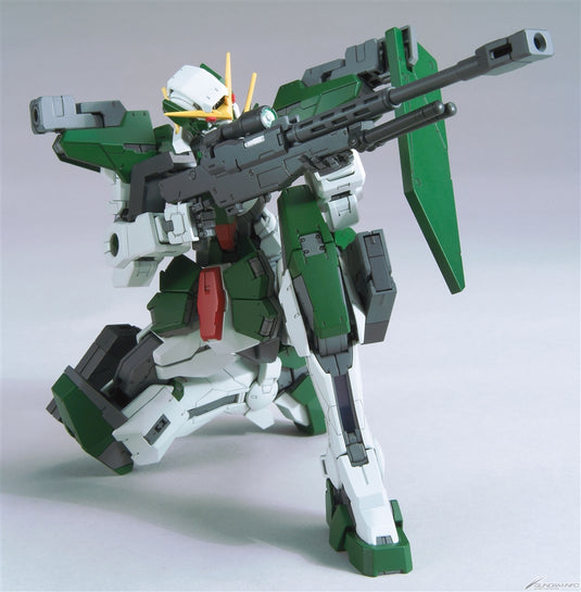 Master Grade 1/100 - GN-002 Gundam Dynames