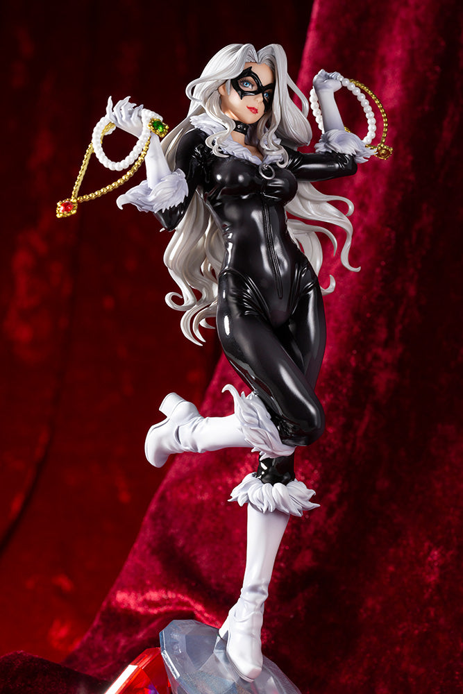 Load image into Gallery viewer, Kotobukiya - Marvel Bishoujo Statue: Black Cat Steals Your Heart
