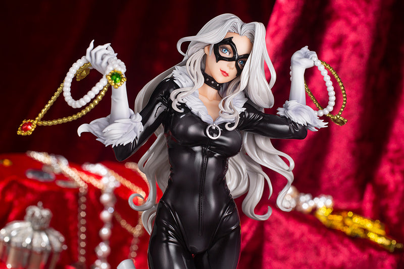 Load image into Gallery viewer, Kotobukiya - Marvel Bishoujo Statue: Black Cat Steals Your Heart
