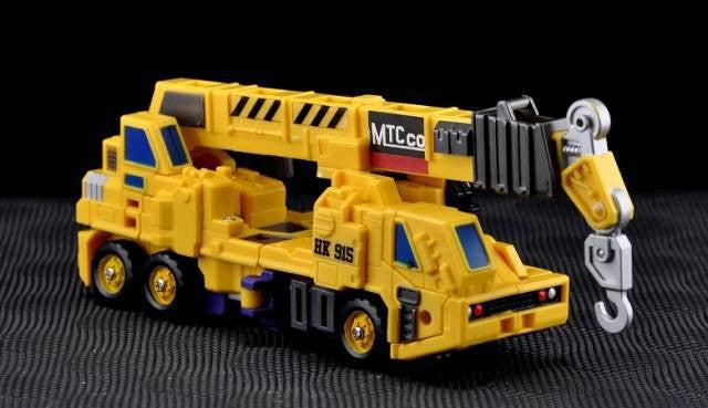 Load image into Gallery viewer, MakeToys - MT Combiner - Yellow Giant - SIx Piece Gift Set
