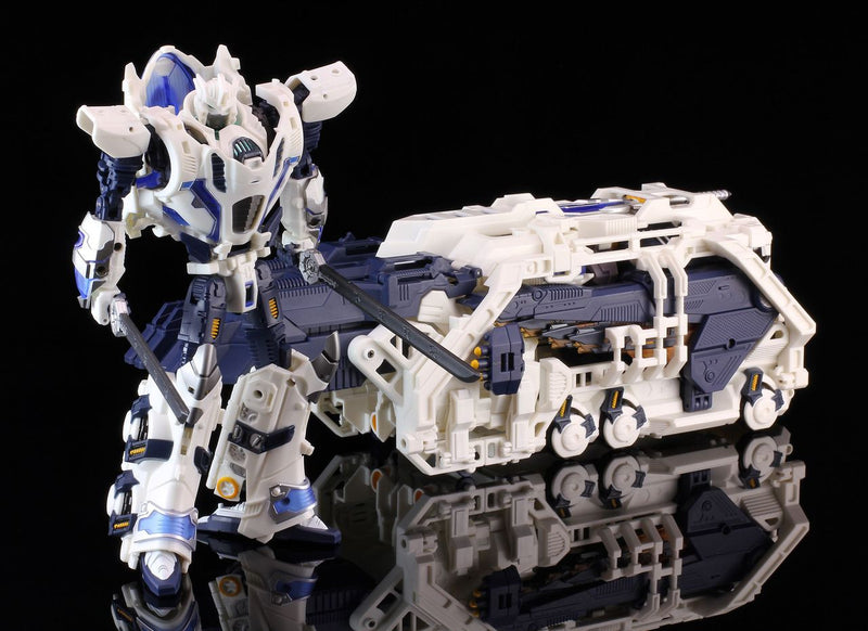 Load image into Gallery viewer, Mastermind Creations R-11 Seraphicus Prominon Core Robot and Power Cradle Upgrade Set
