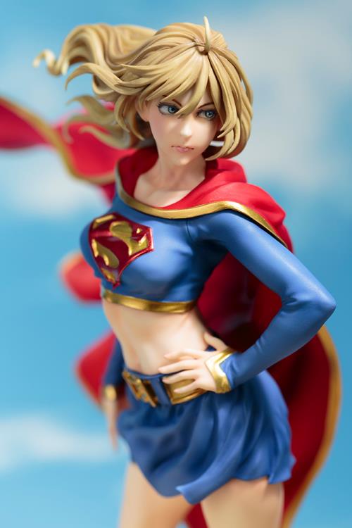 Load image into Gallery viewer, Kotobukiya - DC Comics Bishoujo Statue: Supergirl Returns
