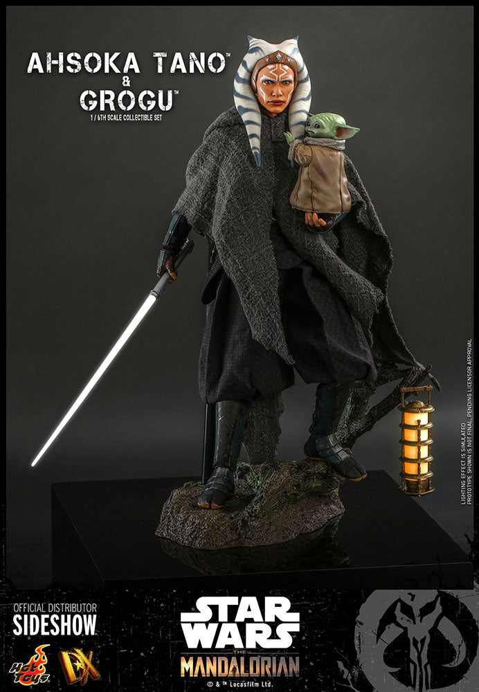 Load image into Gallery viewer, Hot Toys - Star Wars The Mandalorian - Ahsoka Tano and Grogu Set
