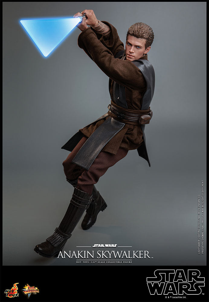 Load image into Gallery viewer, Hot Toys - Star Wars: Attack of the Clones - Anakin Skywalker
