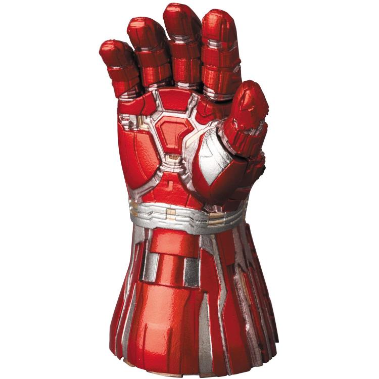 Load image into Gallery viewer, MAFEX Avengers: Endgame - Iron Spider (Endgame Version) No. 121
