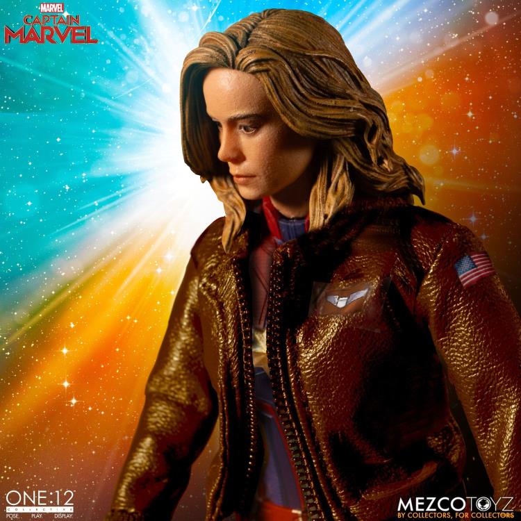 Load image into Gallery viewer, Mezco Toyz - One:12 Captain Marvel
