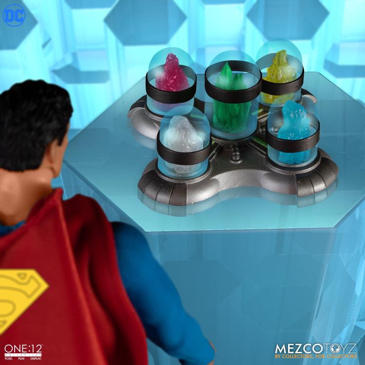 Load image into Gallery viewer, Mezco Toyz - One:12 DC Comics Superman: Man of Steel
