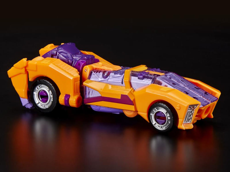 Load image into Gallery viewer, Transformers Generations Selects - Deluxe Lancer (Exclusive)
