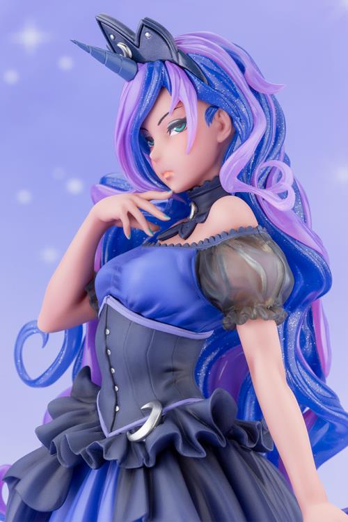 Load image into Gallery viewer, Kotobukiya - My Little Pony Bishoujo Statue: Princess Luna
