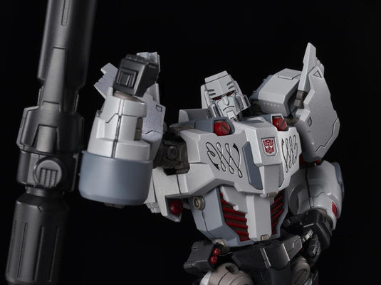 Flame Toys - Furai Model 06: Megatron IDW Autobot Version Model Kit