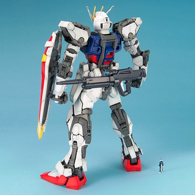 Perfect Grade 1/60 - GAT-X105 Strike Gundam