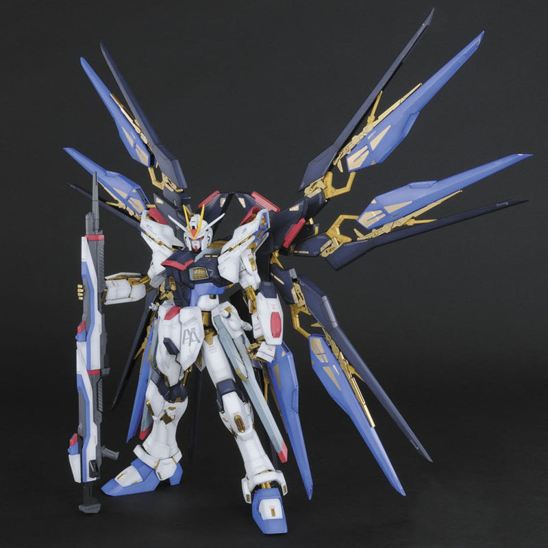 Load image into Gallery viewer, Perfect Grade 1/60 - ZGMF-X20A Strike Freedom Gundam

