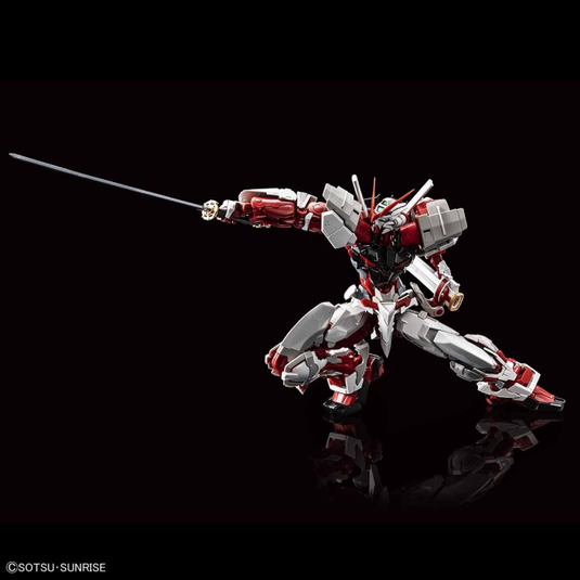 High-Resolution Model 1/100 - Gundam Astray Red Frame