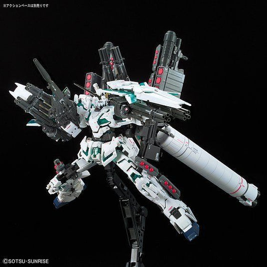 Real Grade 1/144 - RG-30 Full Armor Unicorn Gundam