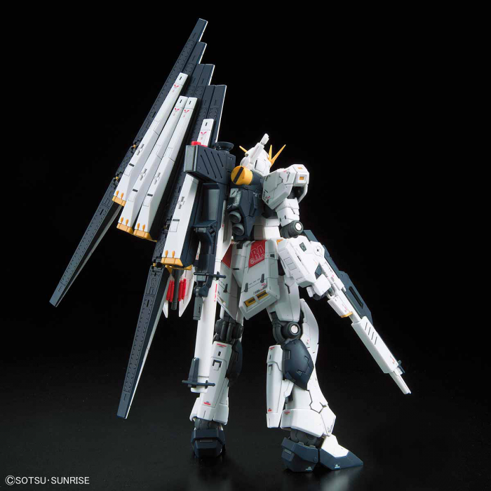 Load image into Gallery viewer, Real Grade 1/144 - RG-32 RX-93 Nu Gundam
