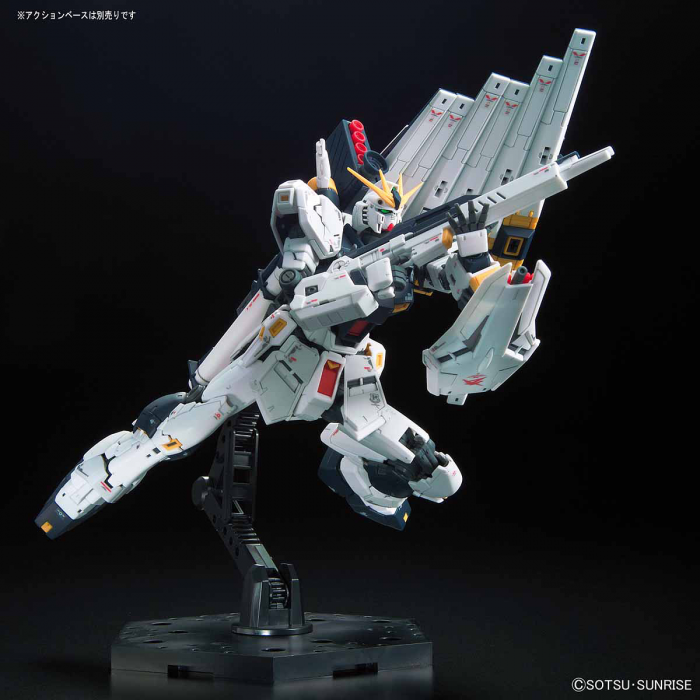 Load image into Gallery viewer, Real Grade 1/144 - RG-32 RX-93 Nu Gundam
