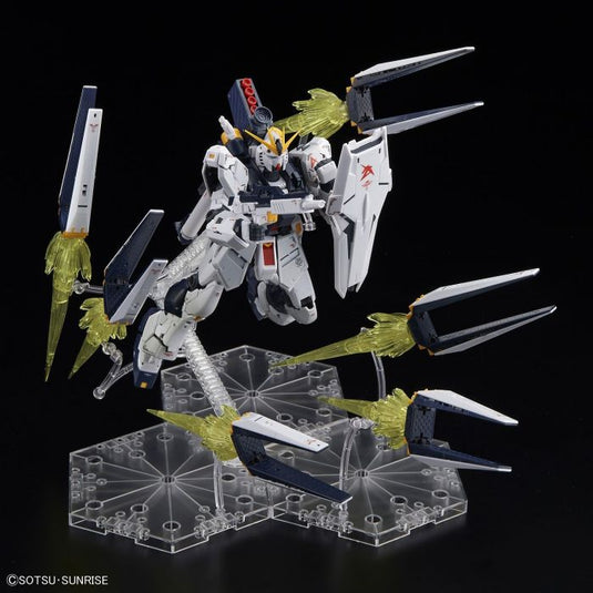 Real Grade 1/144 - RG-32 [Limited Edition] RX-93 Nu Gundam Fin Funnel Effect Set