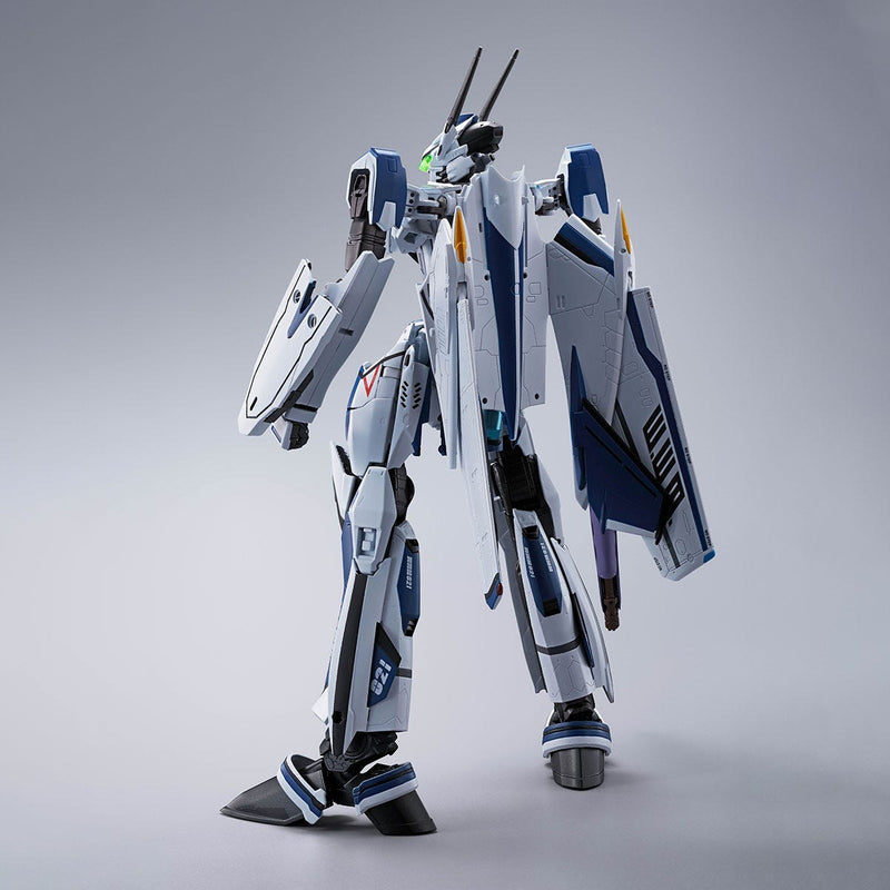 Load image into Gallery viewer, Bandai - Macross Frontier DX Chogokin: VF-25 Messiah Valkyrie (Worldwide Anniversary Version)
