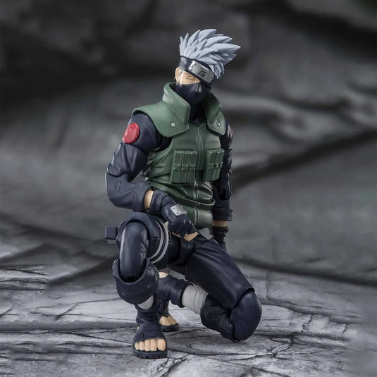 Bandai - S.H.Figuarts - Naruto Shippuden: Kakashi Hatake (The Famed Sharingan Hero)