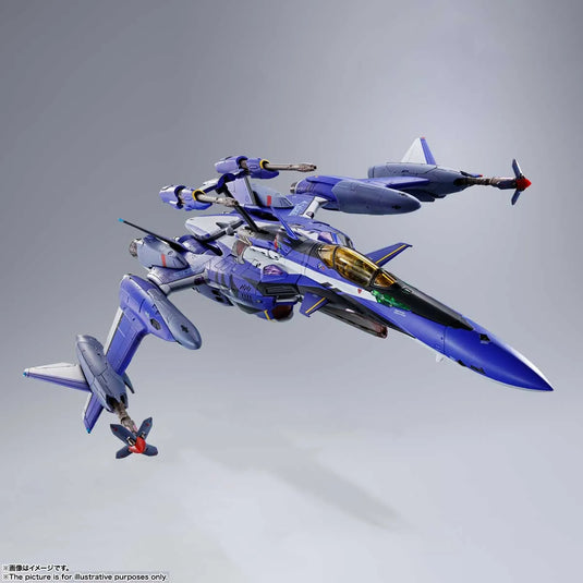 Bandai - Macross Delta Movie: Absolute Live!!!!!! DX Chogokin: YF-29 Durandal Valkirie (Maximilian Jenius Use)