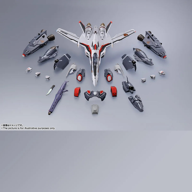 Load image into Gallery viewer, Bandai - Macross Frontier DX Chogokin: VF-25F Super Messiah Valkyrie (Alto Saotome Custom) Revival Ver.
