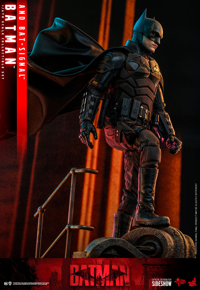 Load image into Gallery viewer, Hot Toys - The Batman: Batman and Bat-Signal Set
