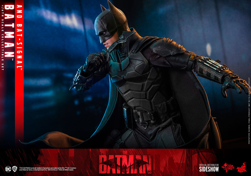 Load image into Gallery viewer, Hot Toys - The Batman: Batman and Bat-Signal Set
