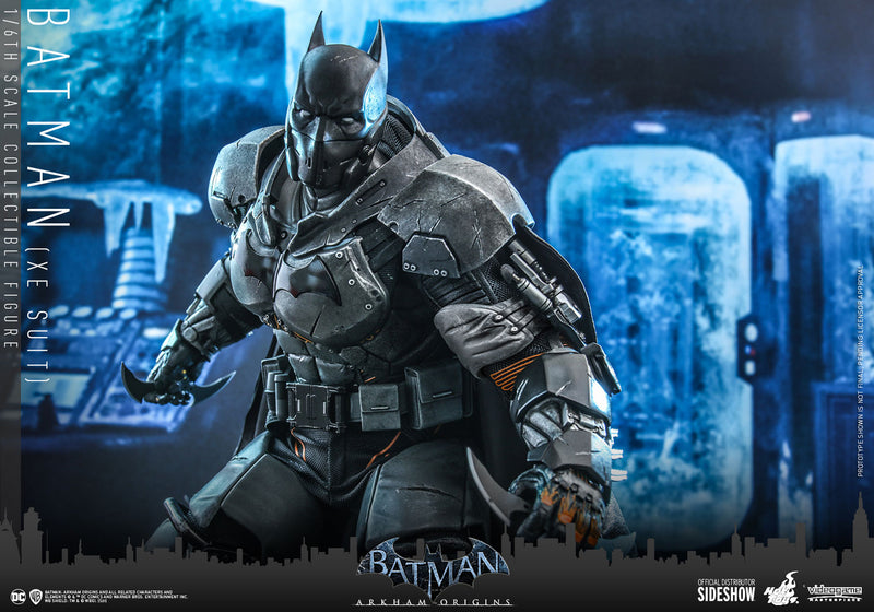 Load image into Gallery viewer, Hot Toys - Batman Arkham Origins: Cold, Cold Heart - Batman [XE Suit]
