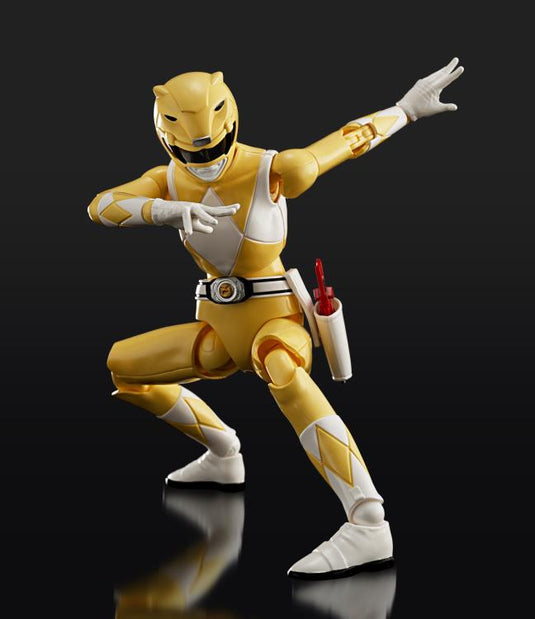 Flame Toys - Furai Model - Mighty Morhpin Power Rangers: Yellow Ranger