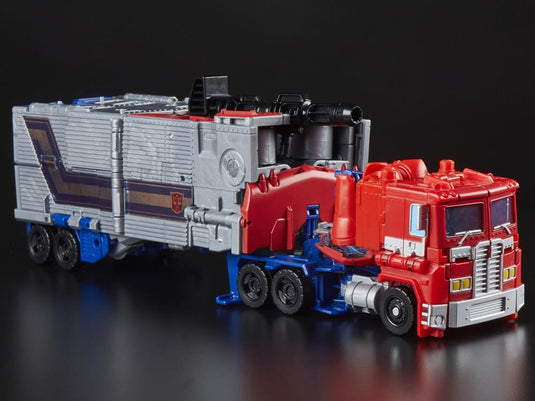 Transformers Generations Power of The Primes - Leader Optimus Prime
