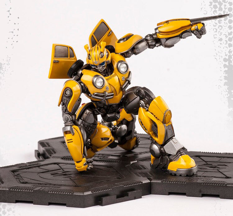 Load image into Gallery viewer, Trumpeter - Smart Model Kits - Transformers Bumblebee Movie: Bumblebee
