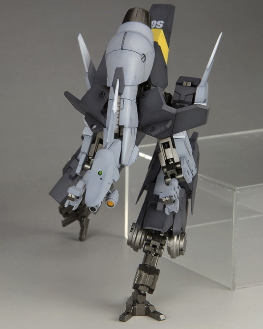 Kotobukiya - Frame Arms: NSG-25γ Strauss RE:2