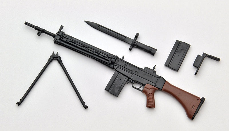 Load image into Gallery viewer, Little Armory LA014 64 Mini Rifle - 1/12 Scale Plastic Model Kit
