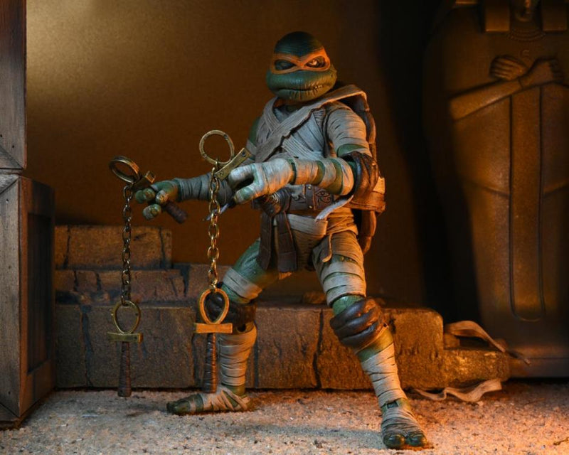 Load image into Gallery viewer, NECA - Universal Monster x Teenage Mutant Ninja Turtles: Michelangelo as Mummy
