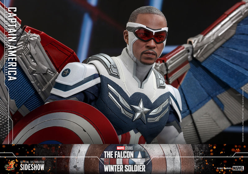 Load image into Gallery viewer, Hot Toys - The Falcon and The Winter Soldier: Captain America
