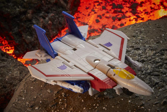 Transformers War for Cybertron: Kingdom - Core Class Starscream