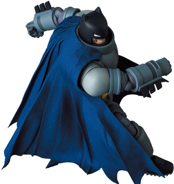 Load image into Gallery viewer, MAFEX Batman The Dark Knight Returns - Armored Batman No.146
