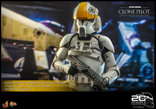 Hot Toys -  Star Wars: Attack of the Clones - Clone Pilot