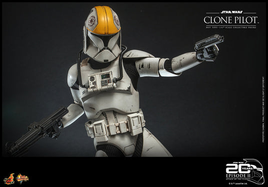 Hot Toys -  Star Wars: Attack of the Clones - Clone Pilot