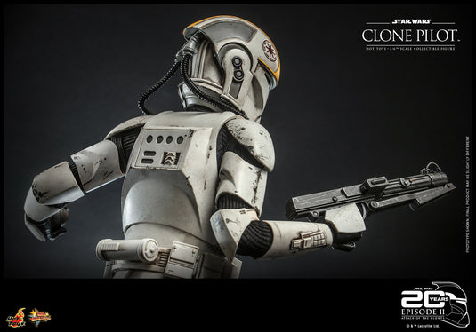 Hot Toys -  Star Wars: Attack of the Clones - Clone Pilot