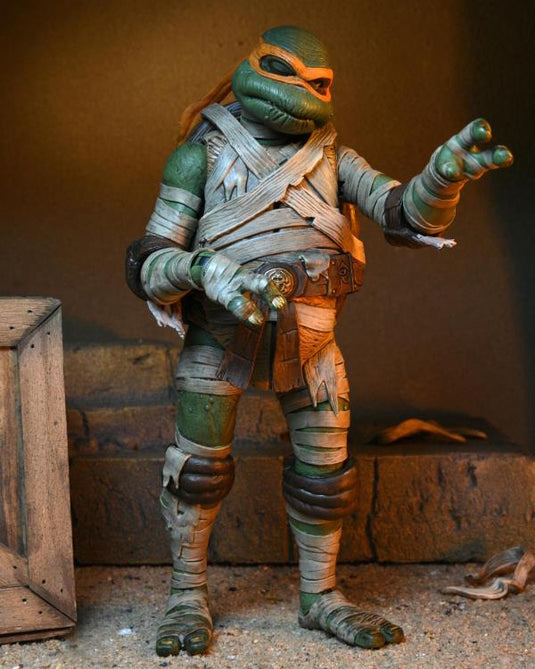 NECA - Universal Monster x Teenage Mutant Ninja Turtles: Michelangelo as Mummy