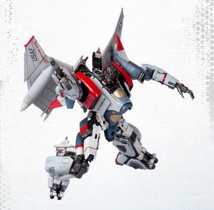 Load image into Gallery viewer, Trumpeter - Smart Model Kits - Transformers Bumblebee Movie: Blitzwing
