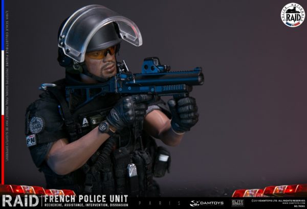 Load image into Gallery viewer, Dam Toys - Elite Series - French Police Unit Raid In Paris

